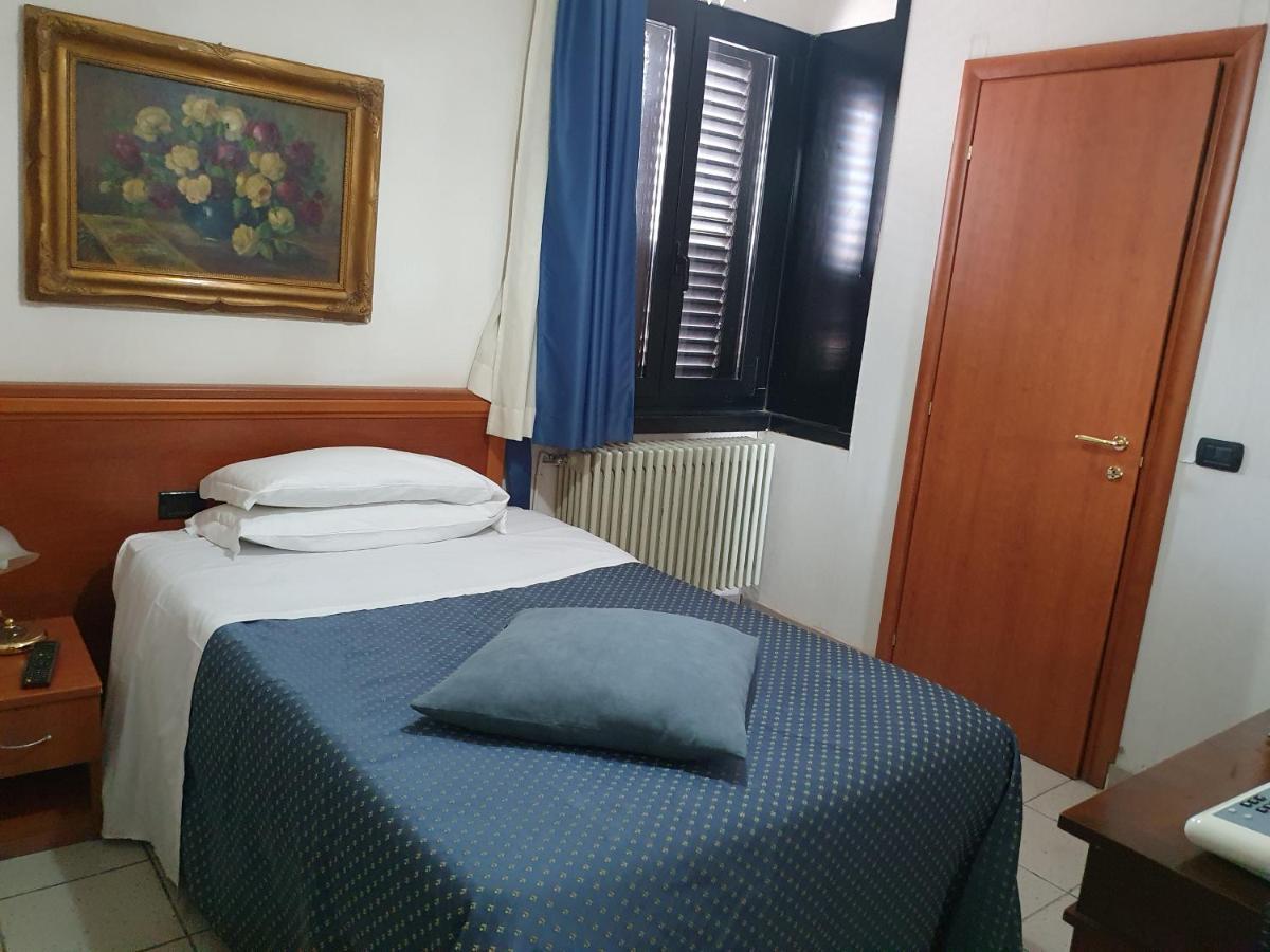 Hotel San Giorgio Bergamo Ngoại thất bức ảnh